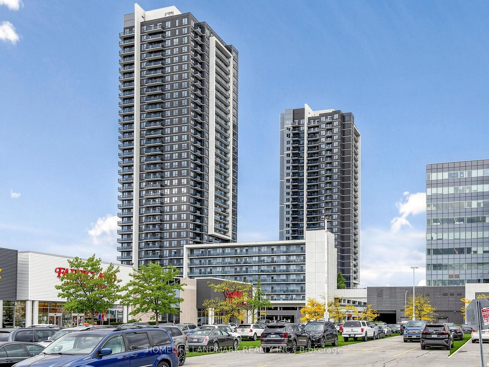 Property Photo: 3700 Highway 7 Road 2212 ON L4L 0G8