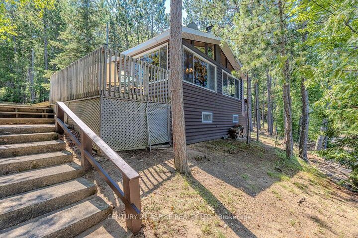Property Photo: 890 John Street ON K0J 2A0