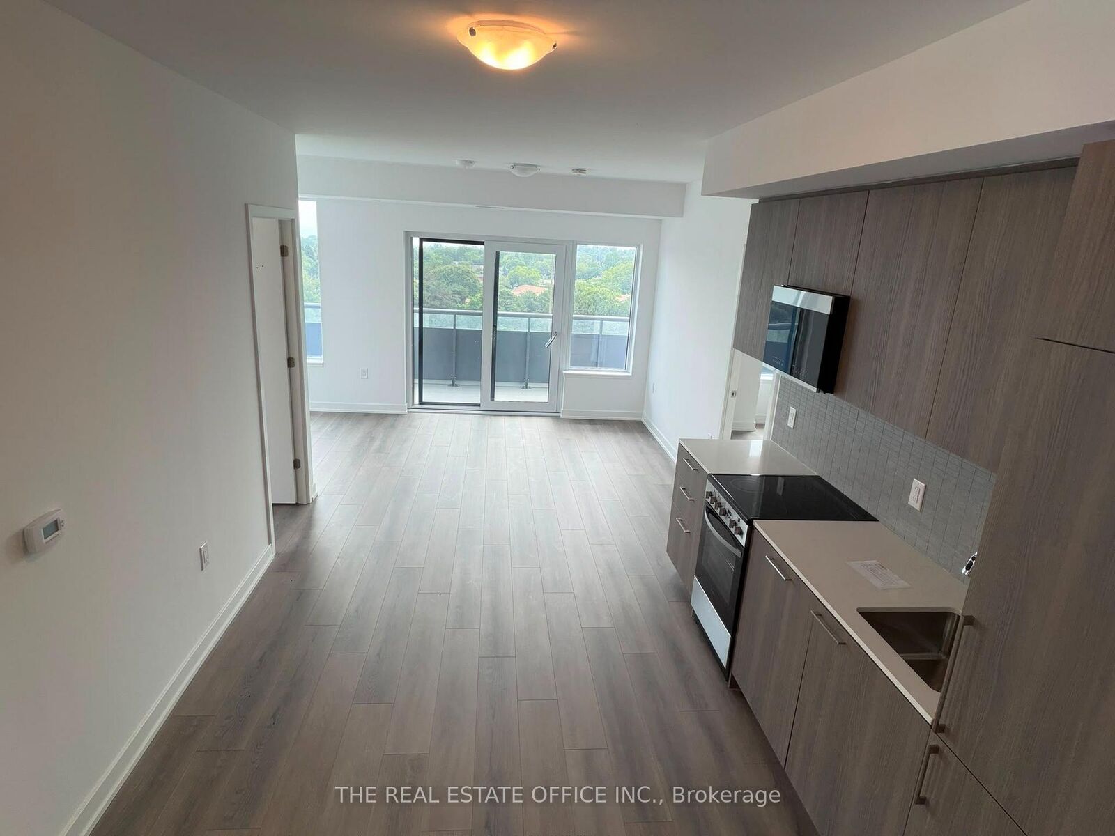 Property Photo: 7437 Kingston Road 905 ON M1B 0E9