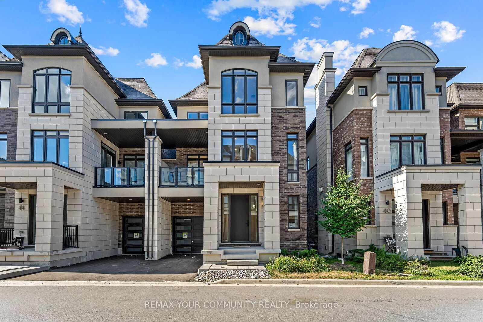 Property Photo: 42 Globemaster Lane ON L4E 1H4