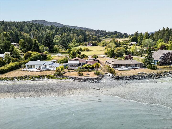 Property Photo: 287 Price Rd BC V8K 2E9