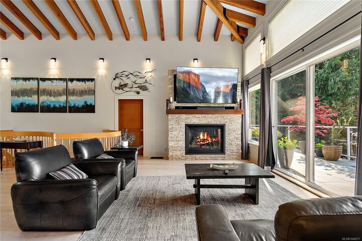 Property Photo: 1205 Hillgrove Rd BC V8L 5K7