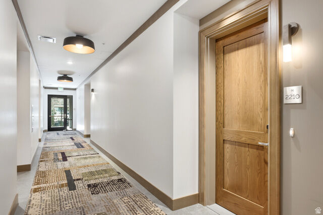Property Photo:  700 N Homestead Dr 22-102  UT 84049 