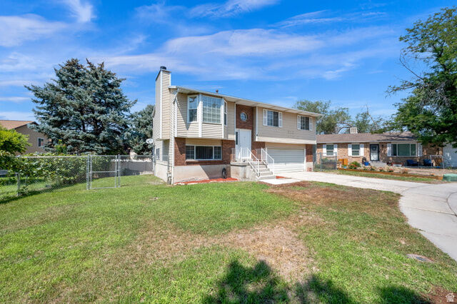 Property Photo:  2432 W Harvey Hts Cir  UT 84129 