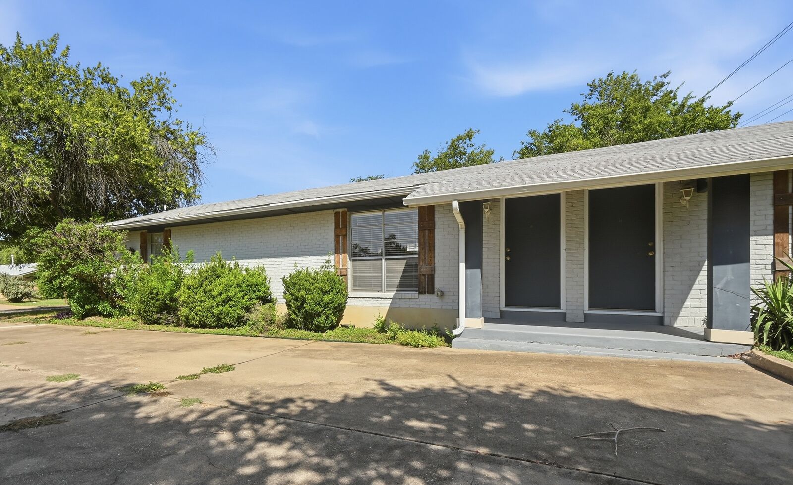Property Photo:  2712 Saint Edwards Circle A  TX 78704 