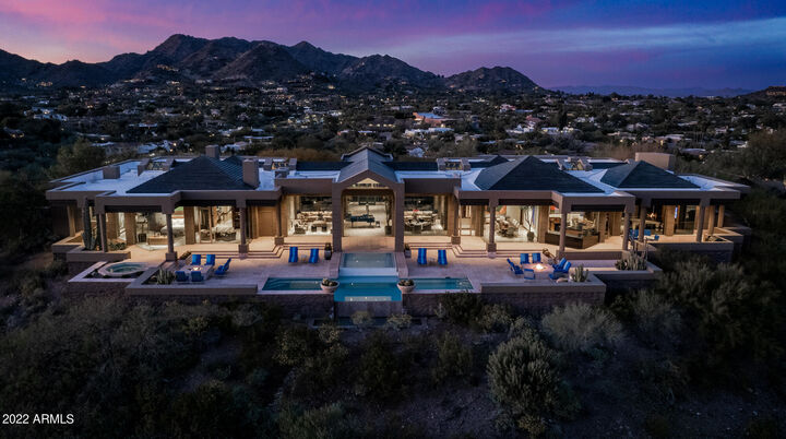 Property Photo: 6044 N 44th Place AZ 85253