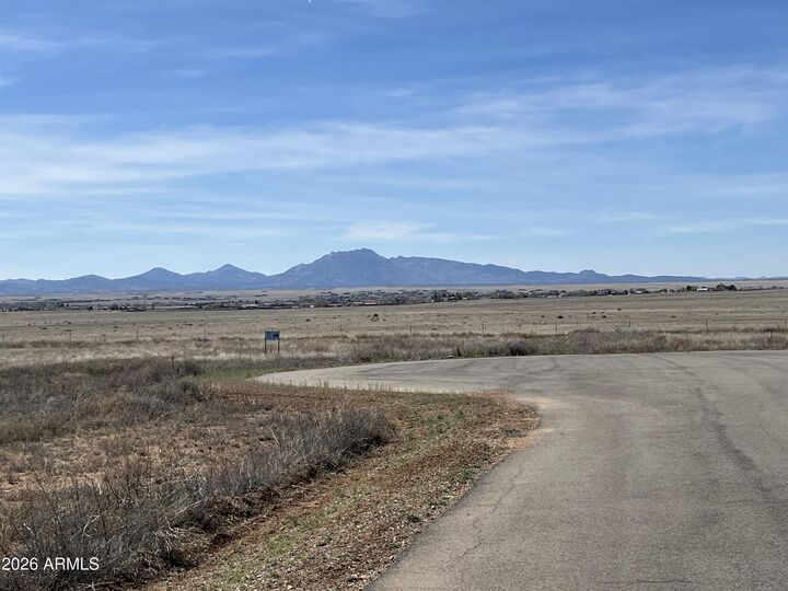 Property Photo: 10031 E Silent River Road 49 AZ 86315