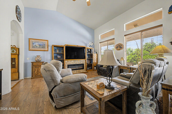 Property Photo:  19336 E Avenida Del Valle --  AZ 85142 