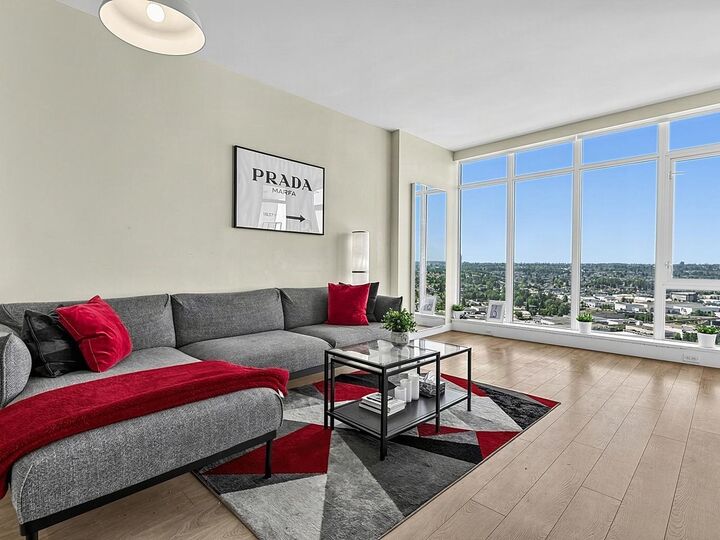 Property Photo: 1788 Gilmore Avenue 3903 BC V5C 0L5
