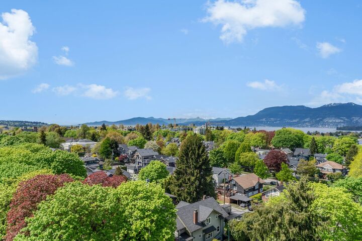 Property Photo: 1788 W 13th Avenue 1000 BC V6J 2H1