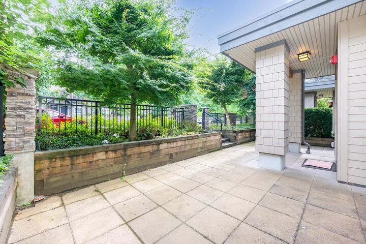 Property Photo: 3221 Noel Drive 5 BC V3J 0H3