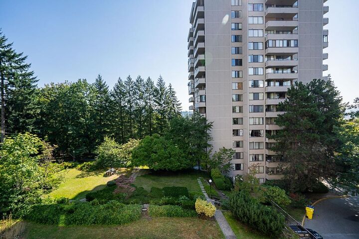 2020 Bellwood Avenue 404 — photo 1