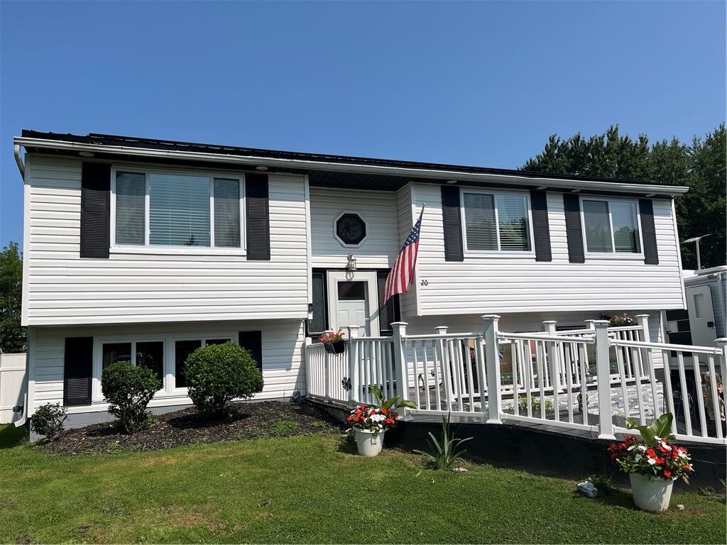 Property Photo:  20 Barringer Drive  NY 14464 