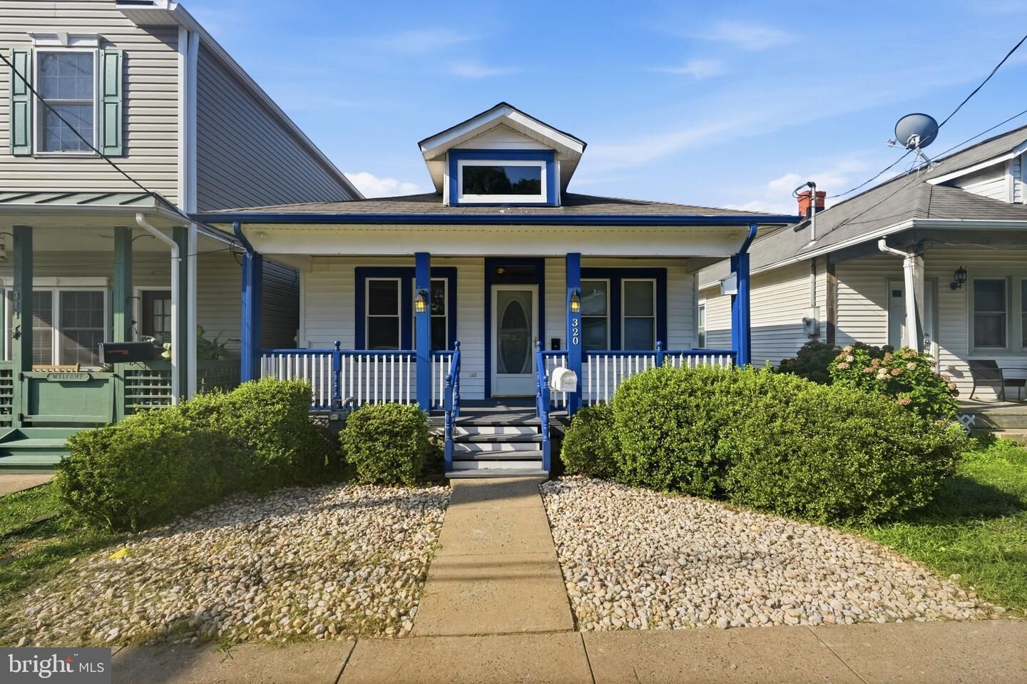 Property Photo:  320 3rd Avenue  VA 22134 