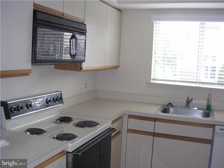 Property Photo: 443 Brown Briar Circle PA 19044