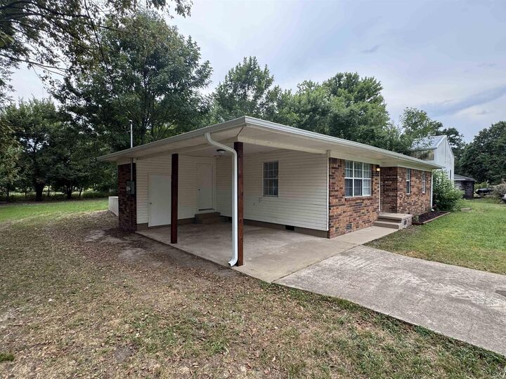 Property Photo: 502 SE Gibson St AR 72433