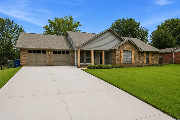 Property Photo: 9 Chester Cove AR 72034