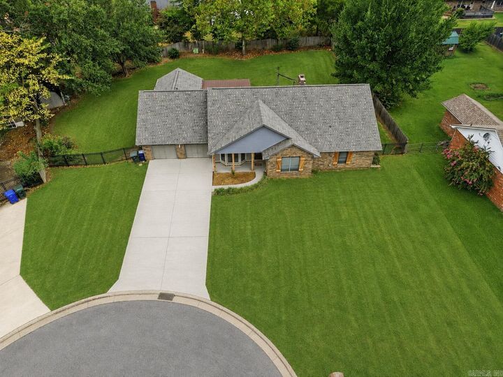 Property Photo:  9 Chester Cove  AR 72034 