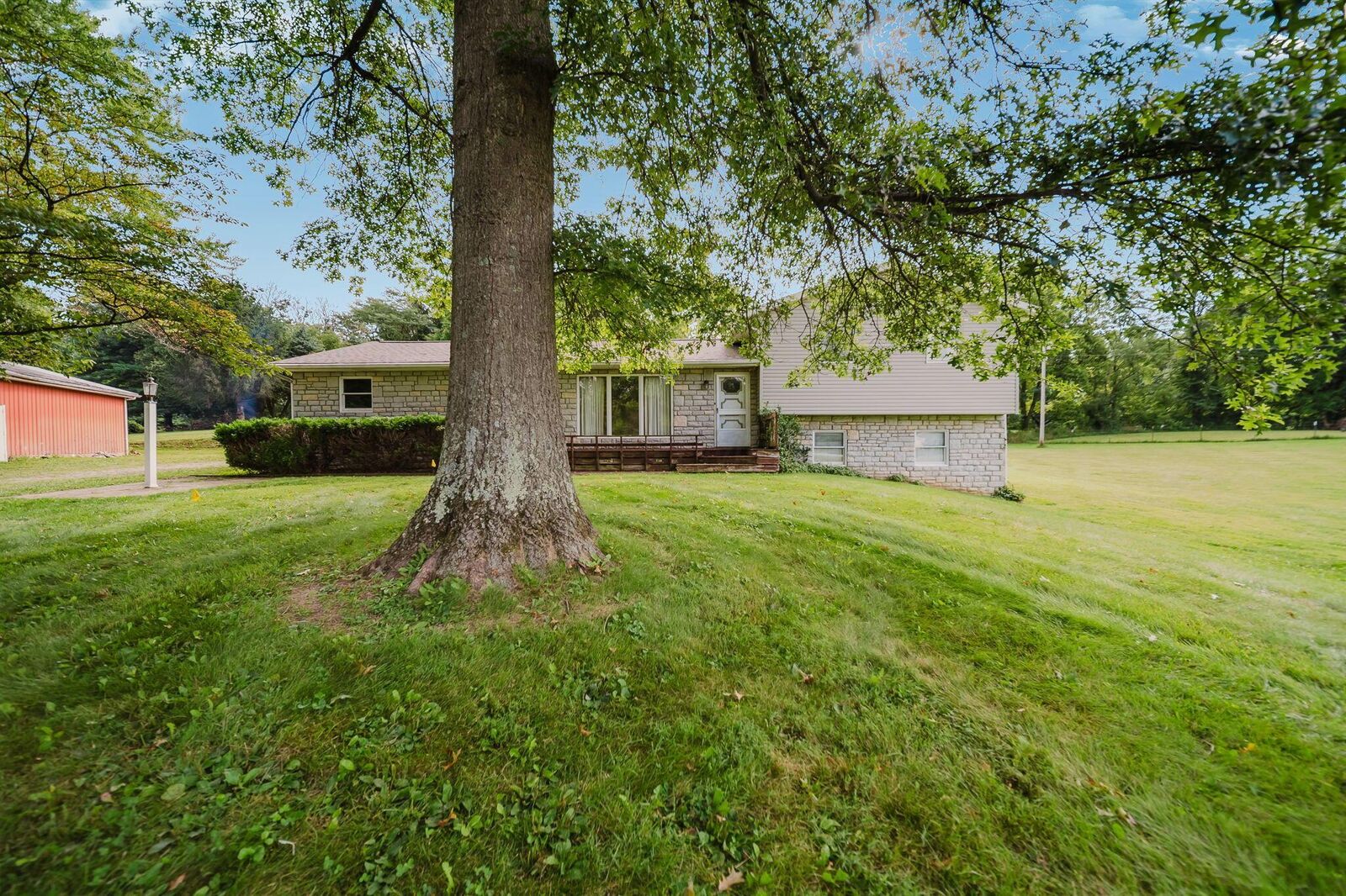 Property Photo: 4290 Johnstown Alexandria Road OH 43031