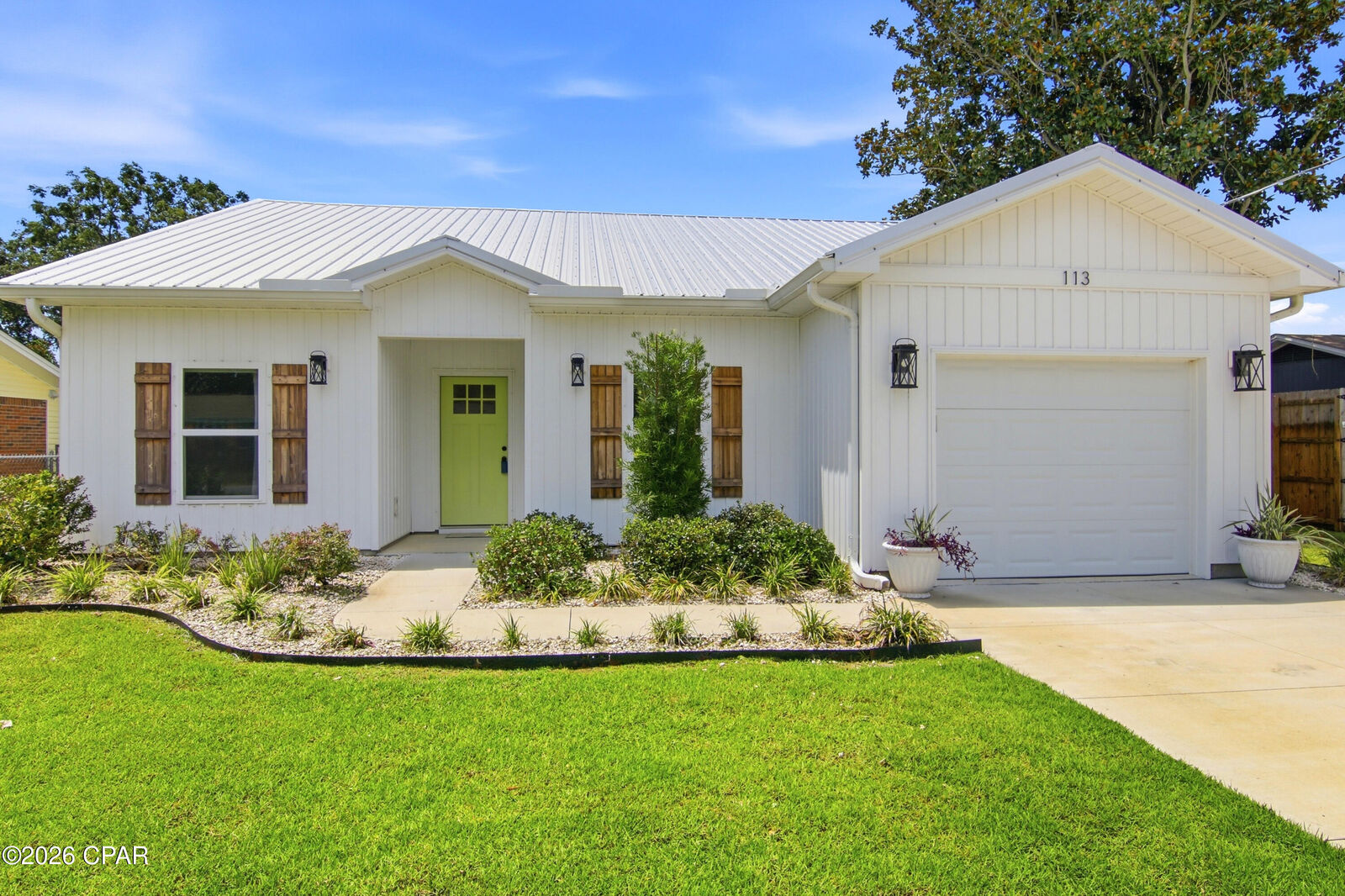 Property Photo: 113 Heather Drive FL 32413