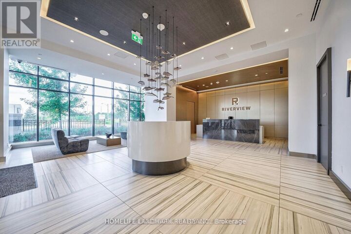Property Photo:  38 Water Walk Drive West 1031  ON L3R 6M8 
