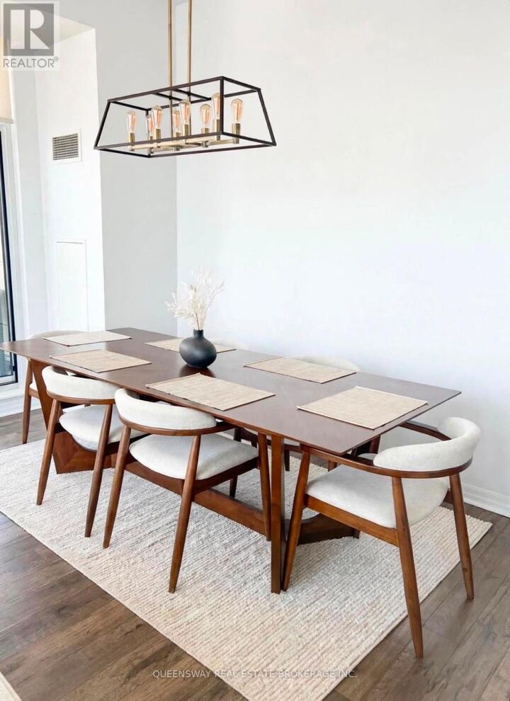 Property Photo:  3515 Kariya Drive 3601  ON L5B 0C1 