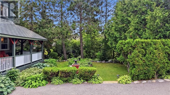 Property Photo: 751 Sunnyside Road ON P3G 1J4