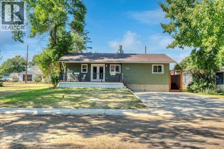 Property Photo: 118 3rd Avenue East AB T0J 2R0