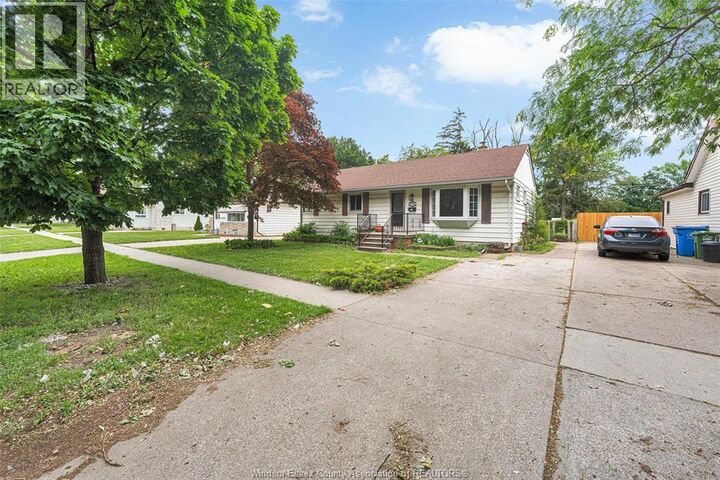 Property Photo:  2032 Ford Boulevard  ON N8T 2E7 