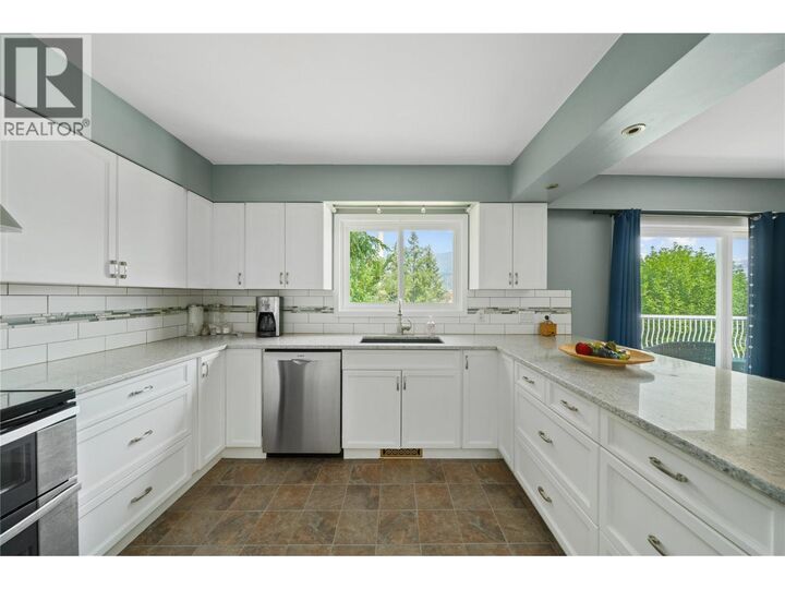 Property Photo: 597 Binns Street BC V1R 3L3