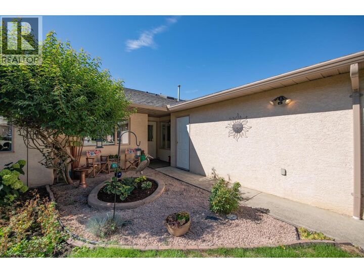 Property Photo: 1001 30 Avenue 30 BC V1T 9H8