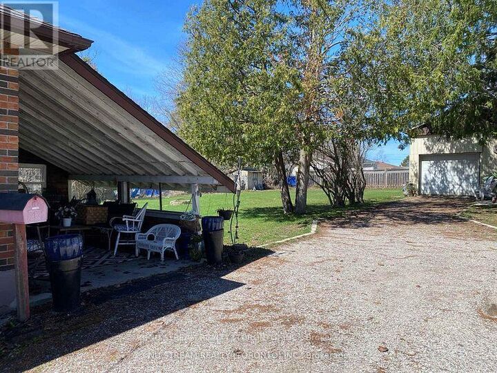 Property Photo: 548 Big Bay Point Road ON L4N 3Z5