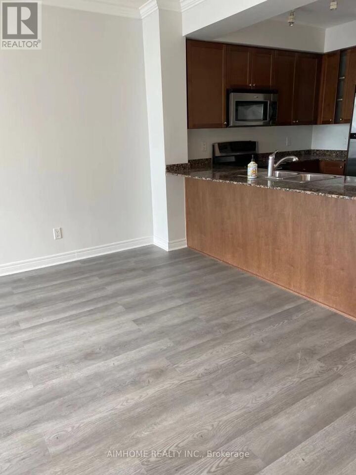 Property Photo: 100 Promenade Circle 1208 ON L4J 7W7