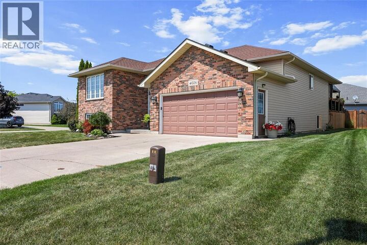 Property Photo:  4026 Applewood Drive  ON N0N 1R0 