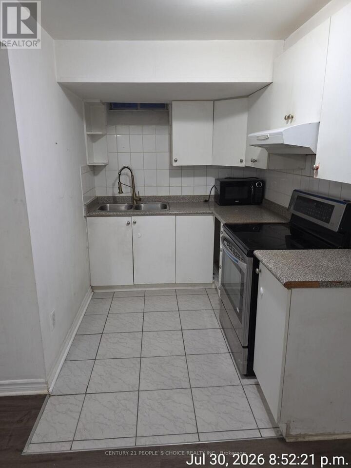 Property Photo:  84 Alfonso Crescent East Bsmt  ON L6P 1S4 