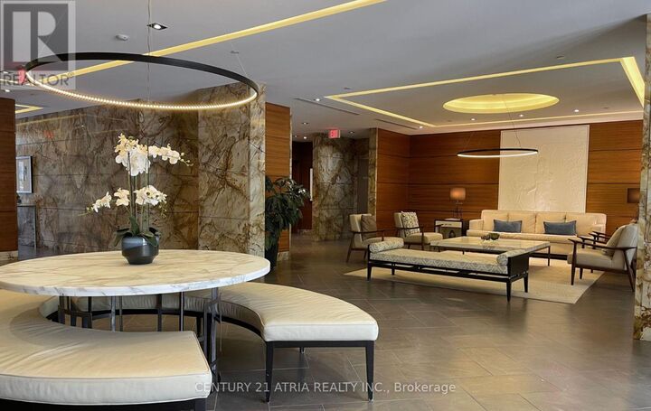 Property Photo: 21 Clairtrell Road 201 ON M2N 0G8