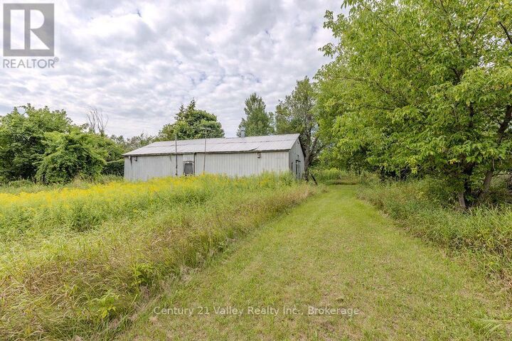 290 Pucker Street — photo 1