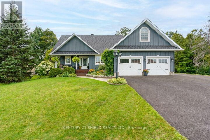 Property Photo:  16 Fraser Street  ON K0C 2A0 