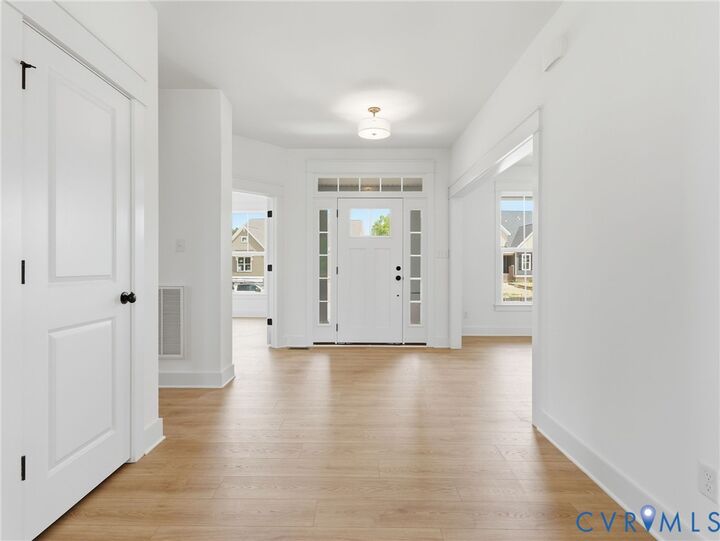 Property Photo:  1105 Oriole Landing Lane  VA 23103 