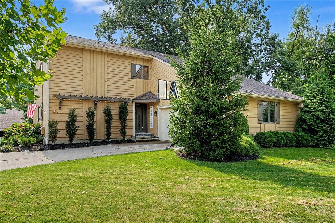 Property Photo: 7700 N Winding Way OH 45371