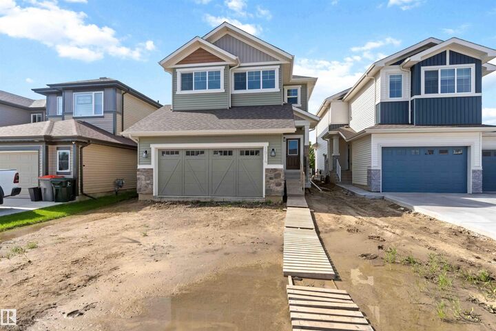 Property Photo: 1914 Westerra Lane AB T7Z 0L3