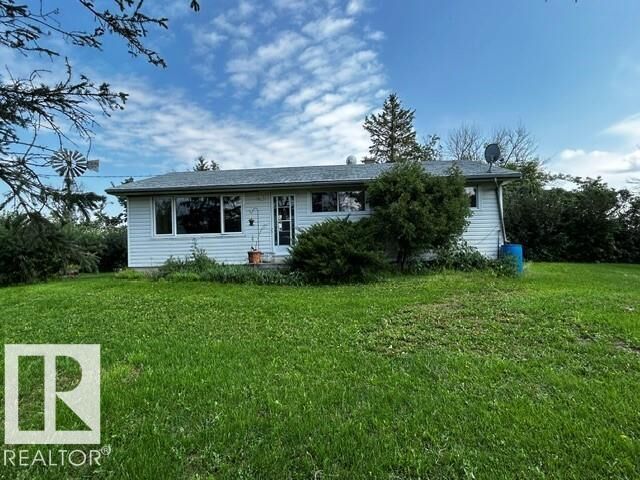 Property Photo:  191073 Twp 545 Road  AB T0B 2R0 