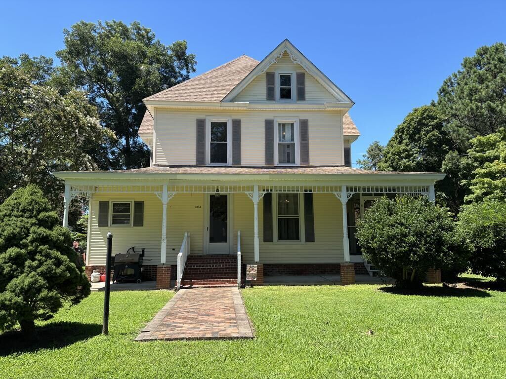 Property Photo: 18334 Wilson Ave VA 23421