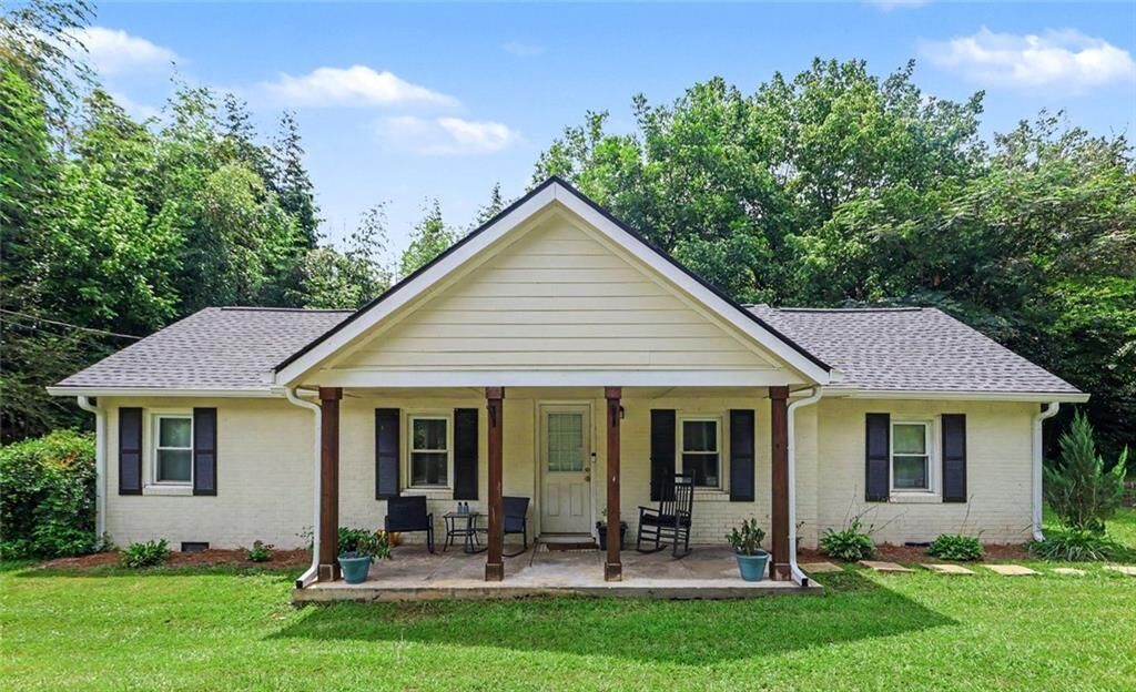 Property Photo: 118 McElroy Street GA 30108