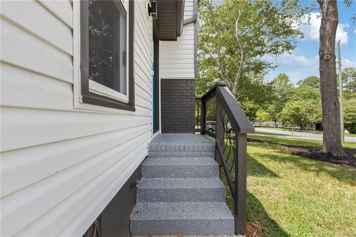 Property Photo: 2531 Falcon Ridge Drive GA 30017
