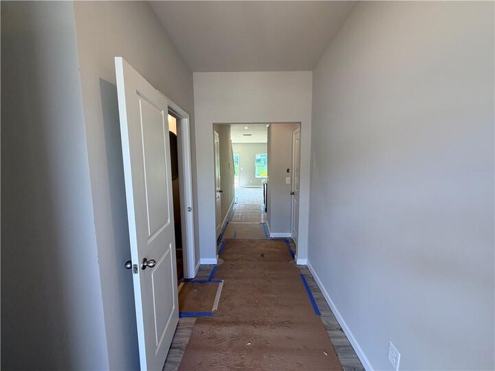 Property Photo: 321 Rolling Green Road GA 30103