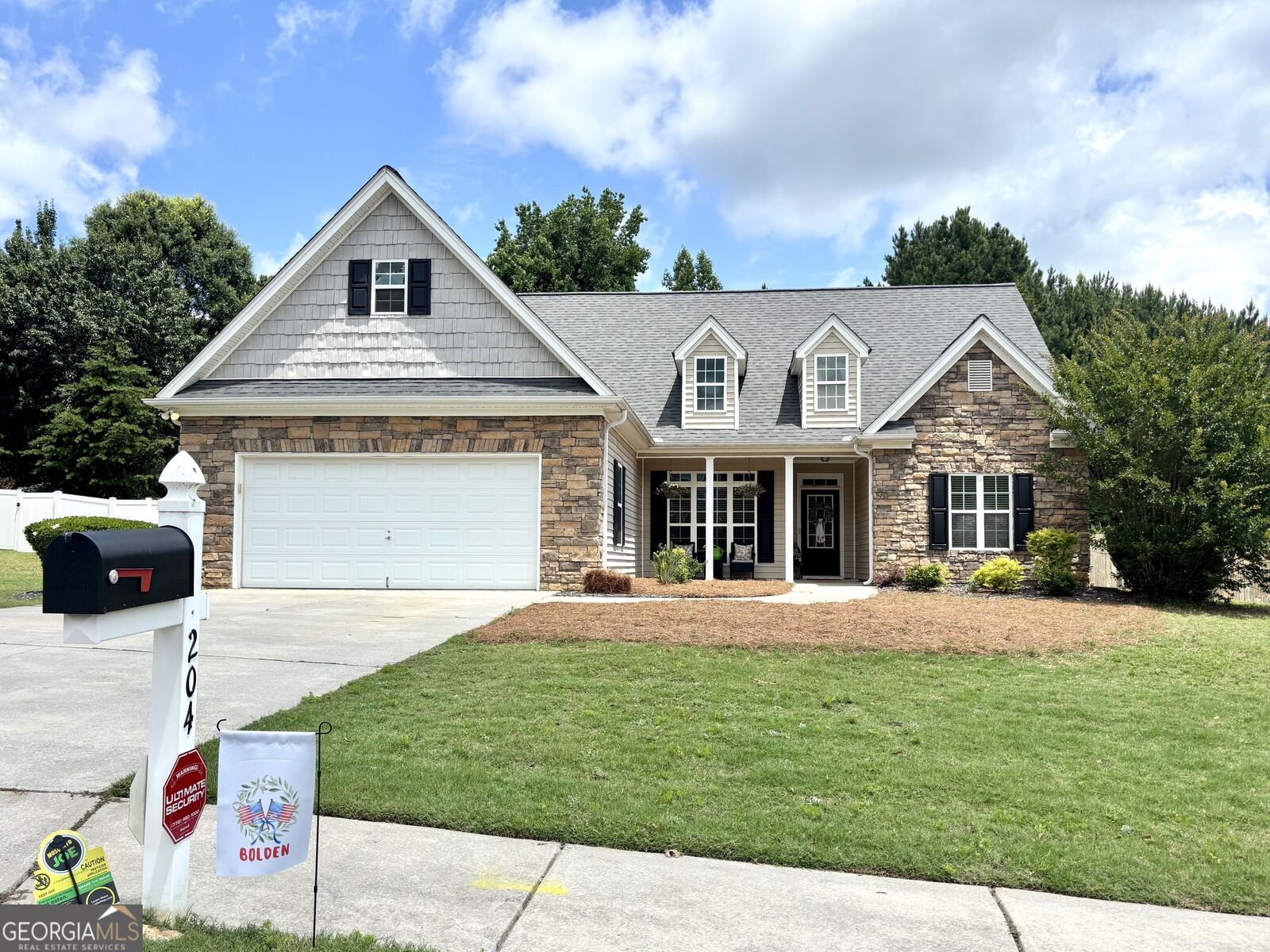 Property Photo: 204 Magnolia Street GA 30276