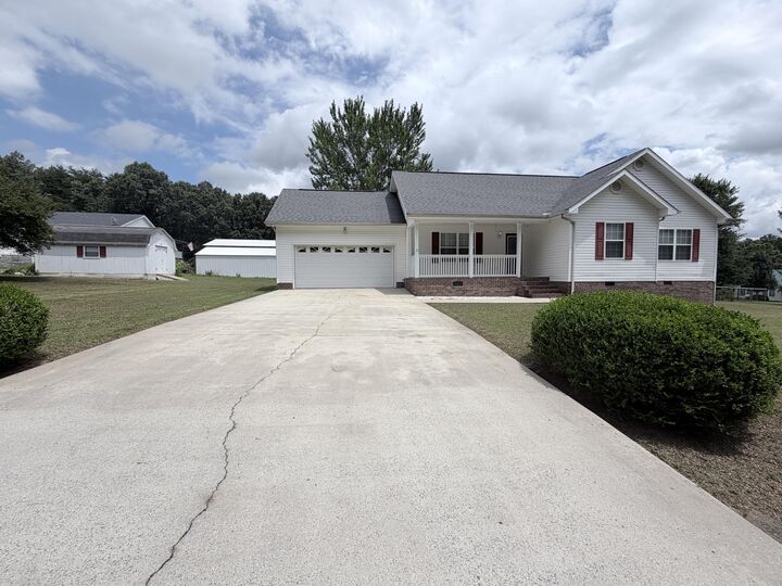 Property Photo: 265 Lester Circle TN 37327