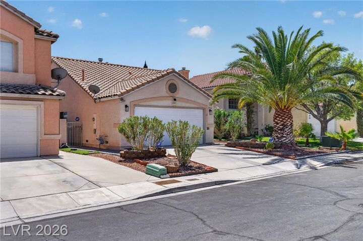 Property Photo: 4566 New Dupell Way NV 89147