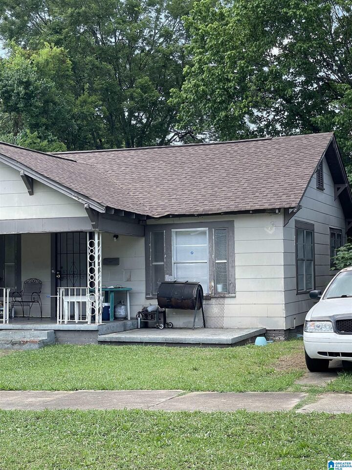 Property Photo: 1338 Park Avenue AL 35217